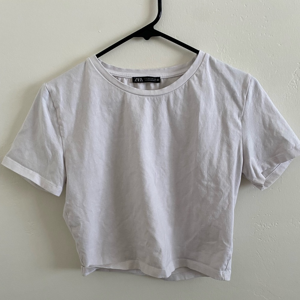 Zara Cropped T-shirt